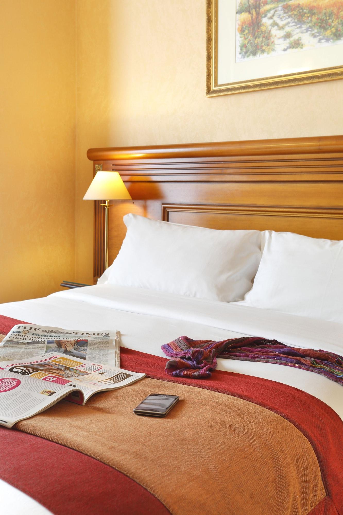 Hotel Paix Republique Париж Екстериор снимка