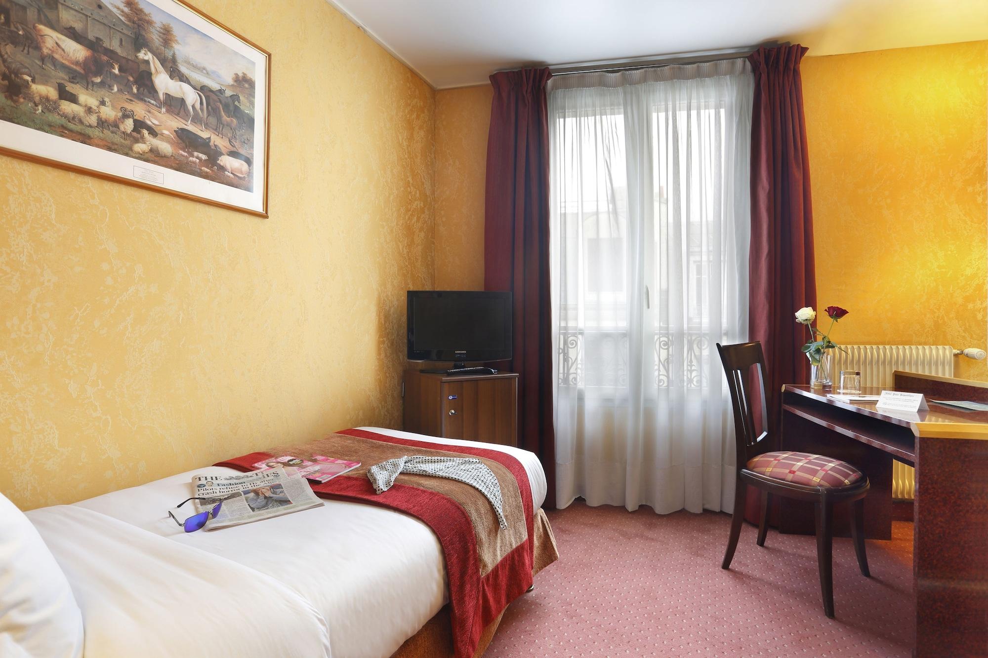 Hotel Paix Republique Париж Екстериор снимка